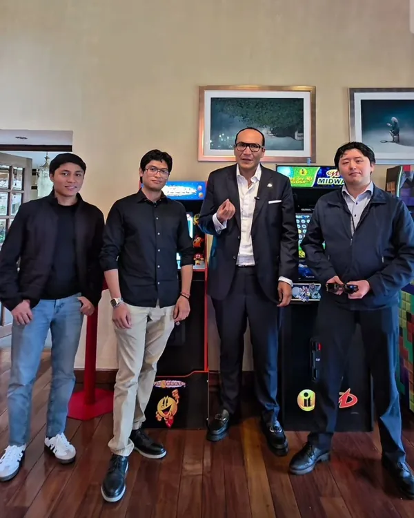 El equipo con el director de Coparmex