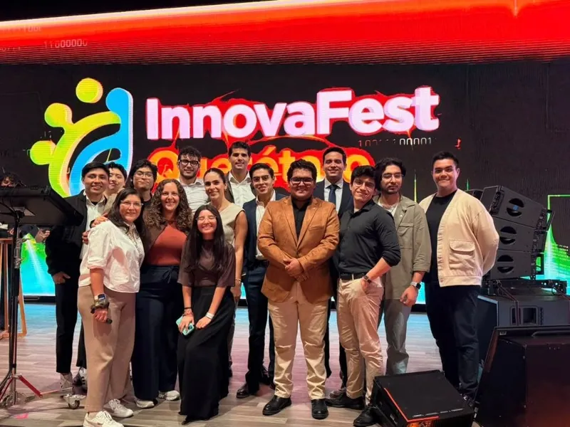 El equipo en InnovaFest Querétaro