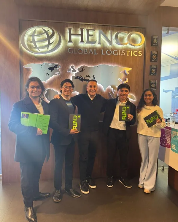 El equipo con Simón Cohen